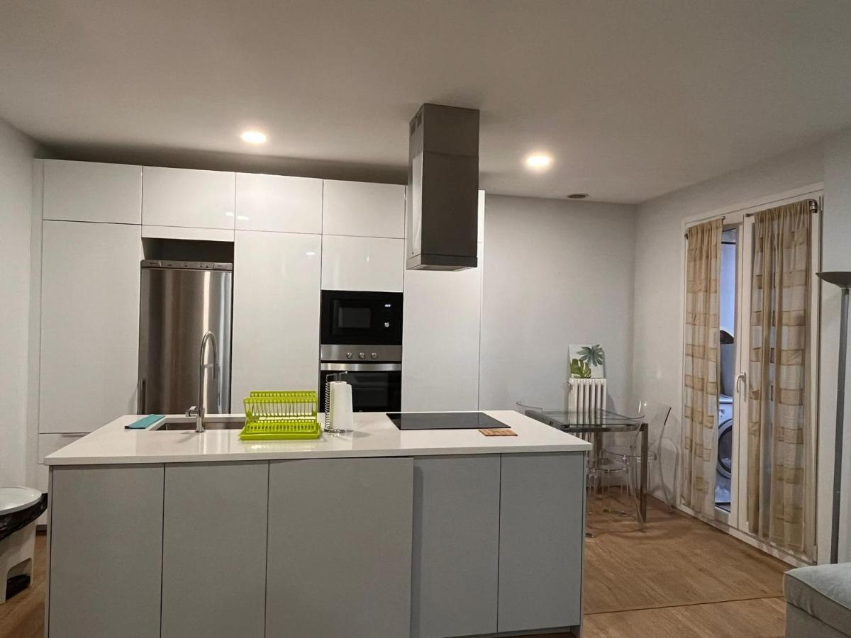 Habitacion En Vivienda Centrica Bilbao Apartment Ruang foto